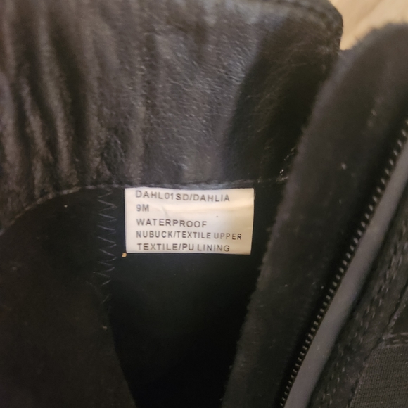 Blondo dahlia waterproof boots size 9 - Picture 3 of 5